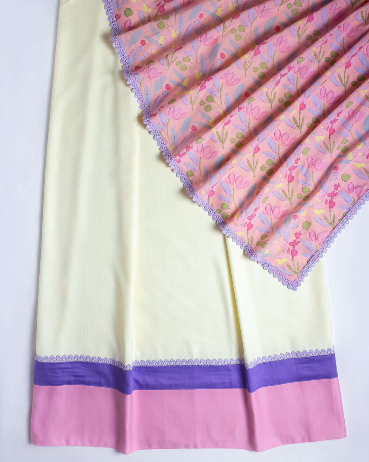 Cream lotus with printed pink dupatta - Image 1