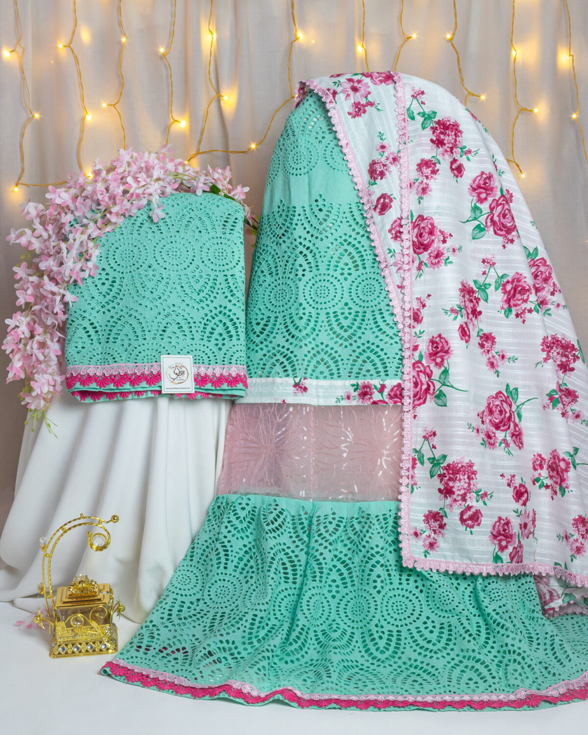 Green Hakoba Rida Cum Jodi - Image 1