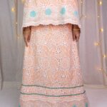 Peach hakoba with green flowers