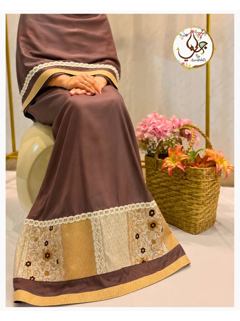 Chocolate Brown Brocade Panel Rida