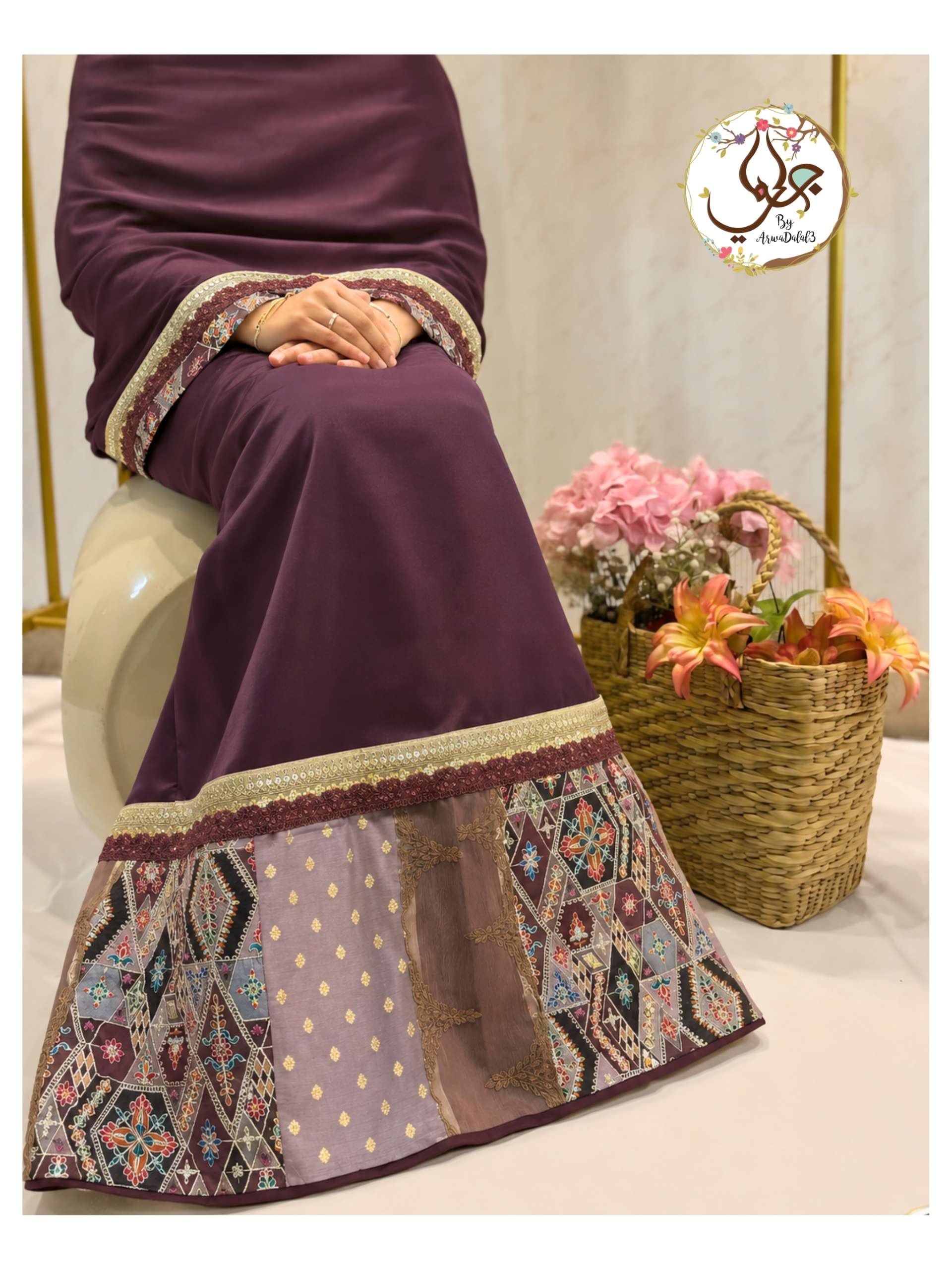 Textured Traditions Royal Artistic Panel Rida
