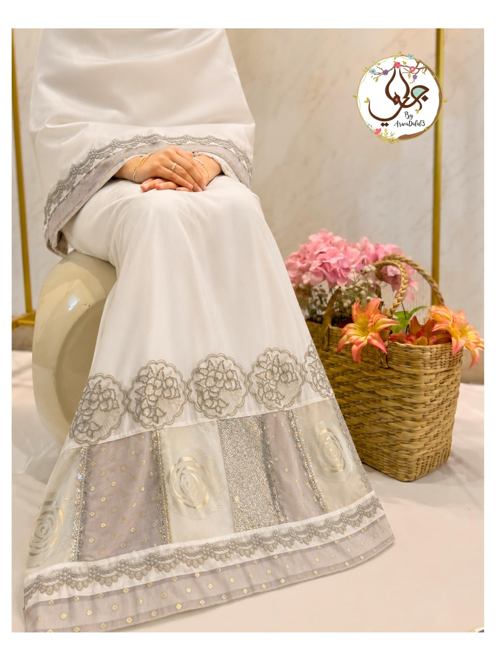 Textured Traditions Embellished Panel Lace Rida