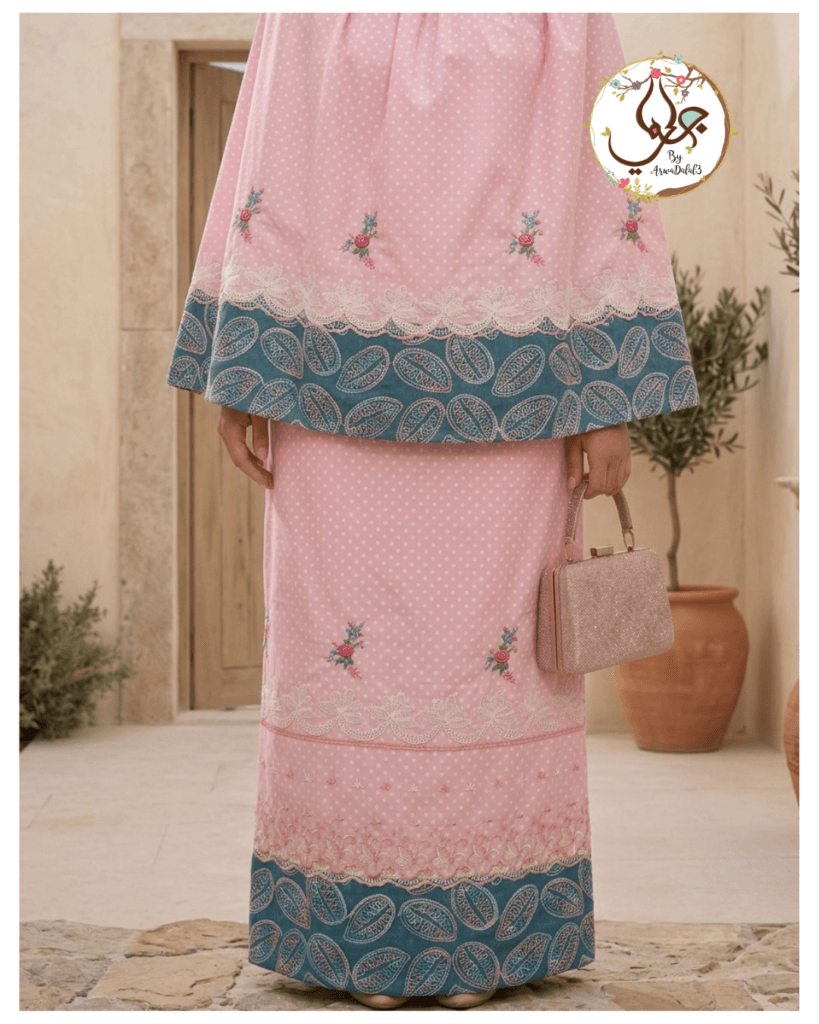 ROSELLE EDIT - Pink Polka